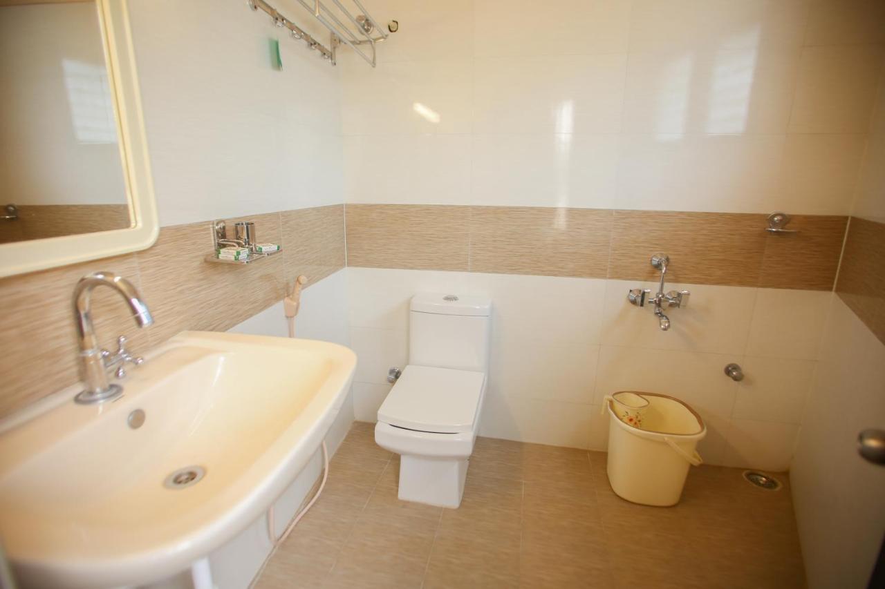 Raj Residency Salem Appartement Buitenkant foto