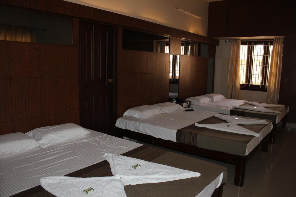 Raj Residency Salem Appartement Buitenkant foto